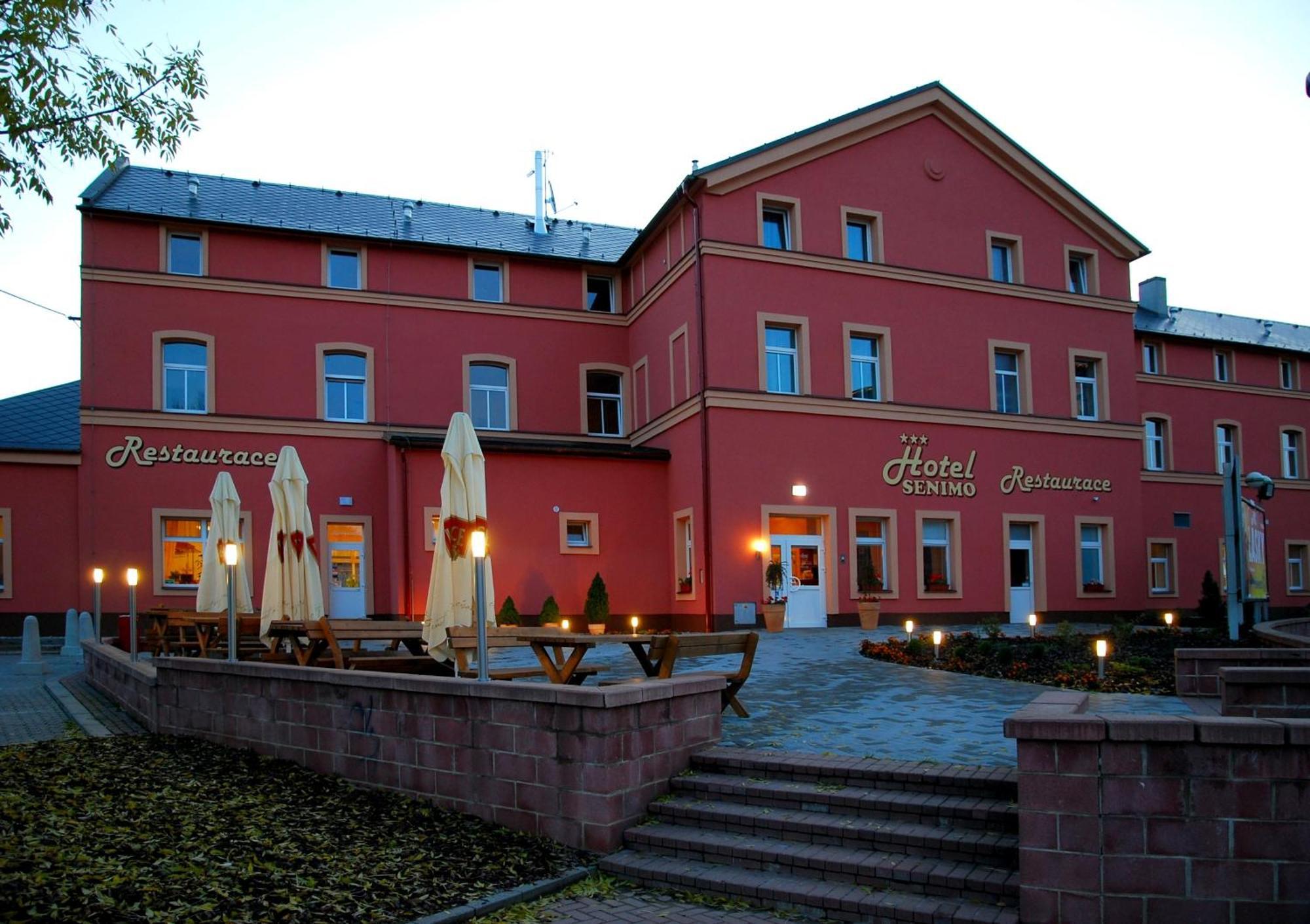 Hotel Senimo Olmütz Exterior foto